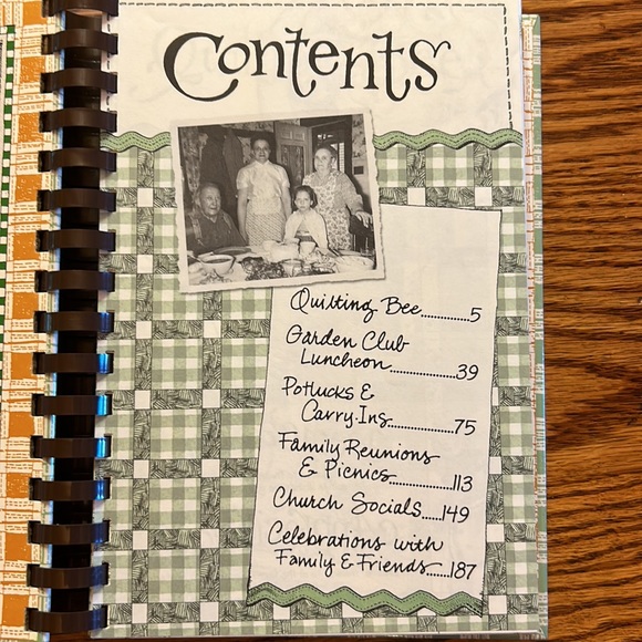 3 Goose Berry Patch Recipe and Party Books - Picture 7 of 11